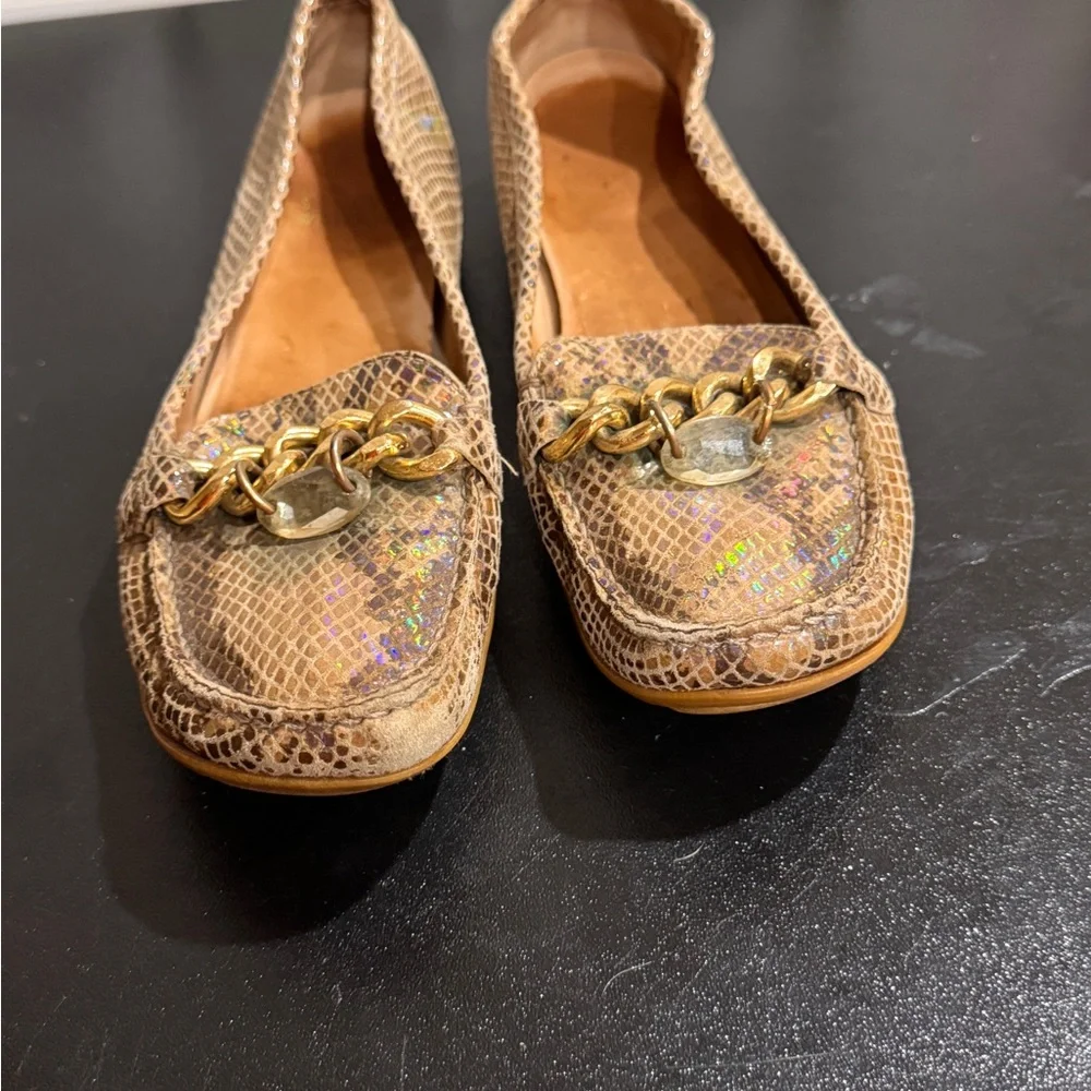 Stuart Weitzman Brown and Gold Flats with Elegant Embellishments size 6.5